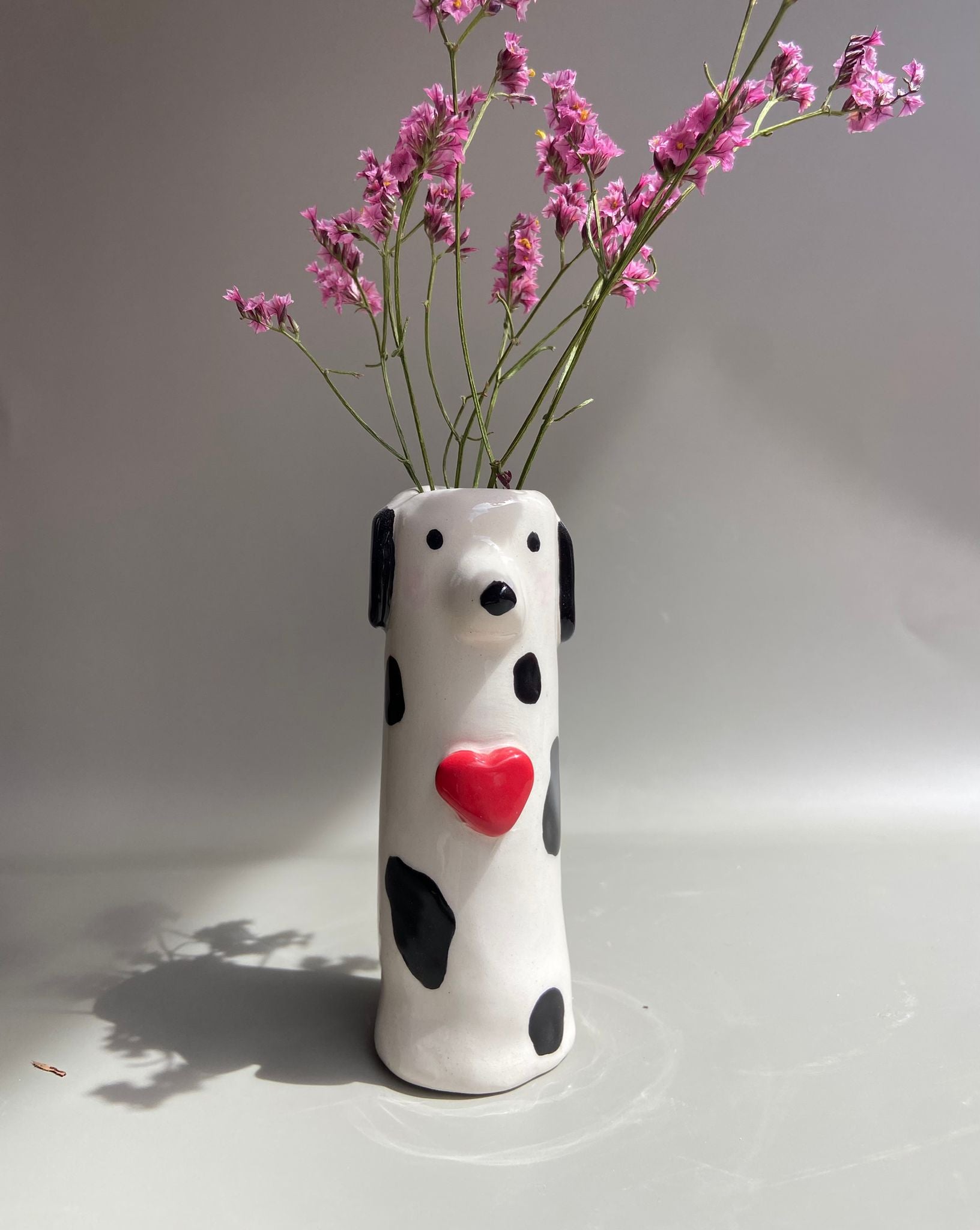 Pequeños jarrones-tótem